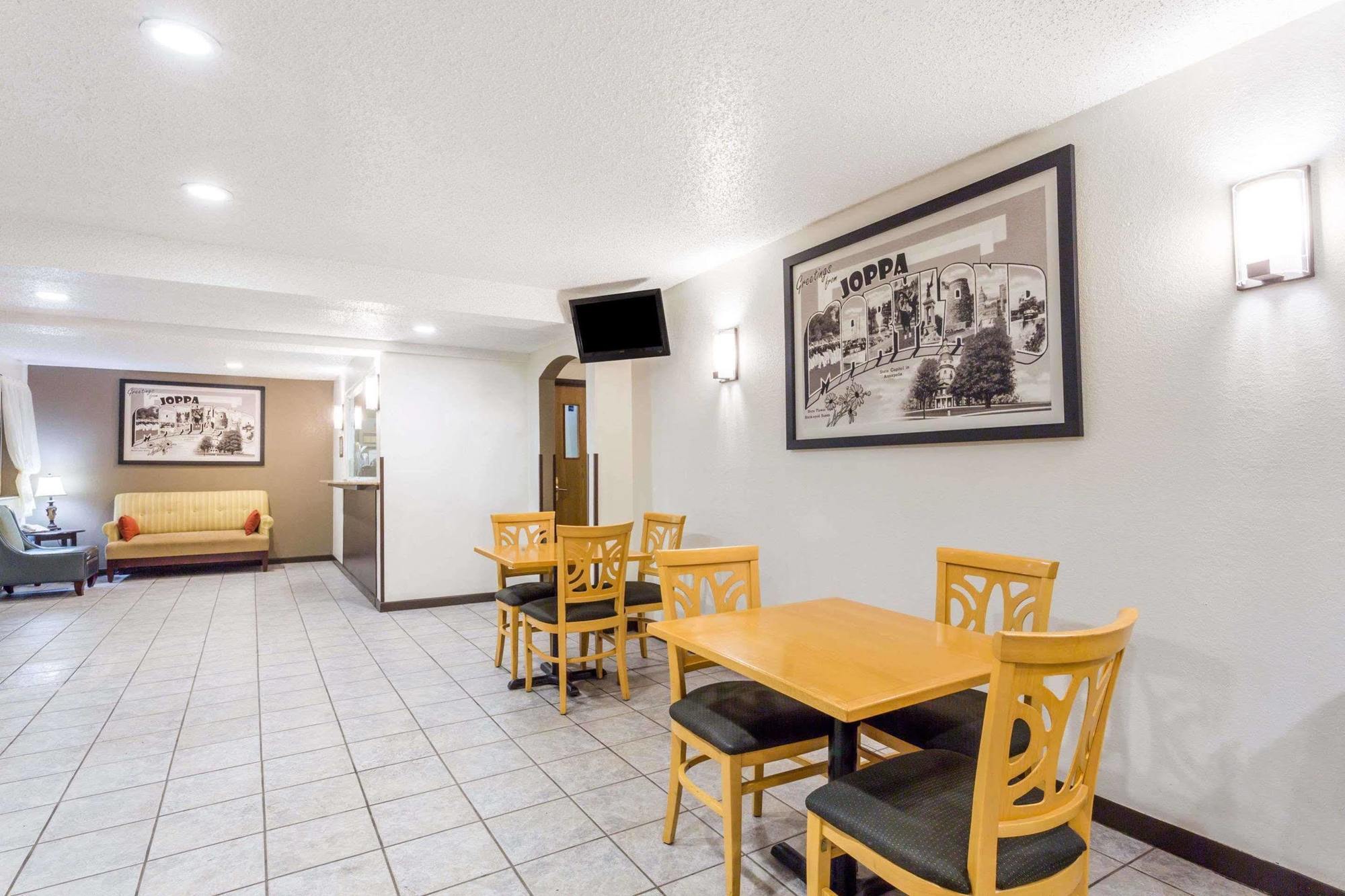 Super 8 By Wyndham Joppa Hotel Ngoại thất bức ảnh